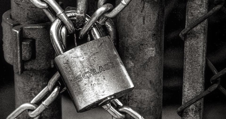 spring security plain text password encoder